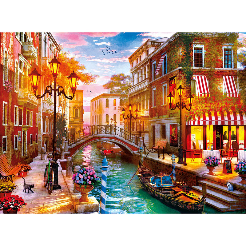 Puzzle size: 49x36cm. Box size: 34