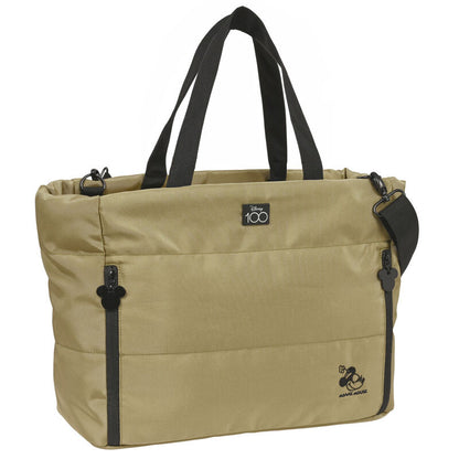 Size: 54x31x17cm. Main compartment with large format zip. Padded laptop compartment for up to 14