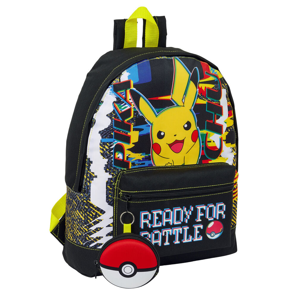 Size: 32x12x40cm. Main compartment with large format zip. Pokeball purse. Front pocket with zip. Padded and adjustable shoulder straps. Hand handle on the top.